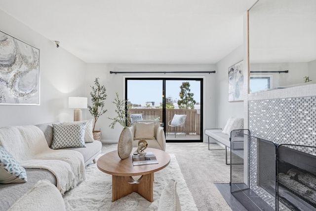 400 Ortega Avenue 216, Mountain View, CA 94040