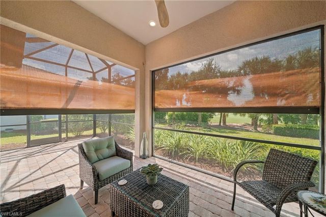 9724 Everglades DR, Naples, FL 34120