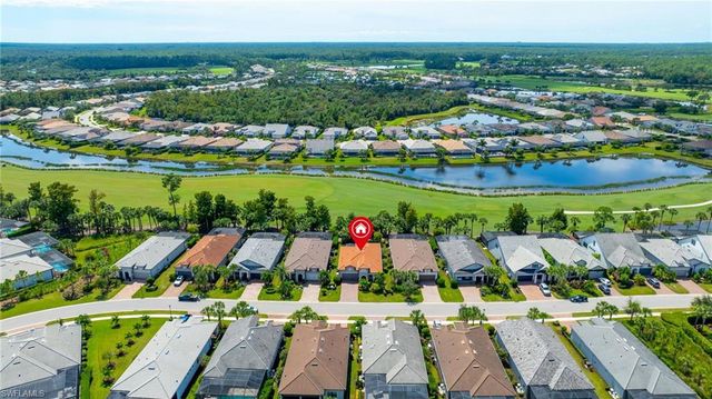 9724 Everglades DR, Naples, FL 34120