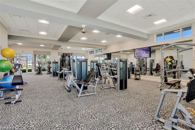 9724 Everglades DR, Naples, FL 34120