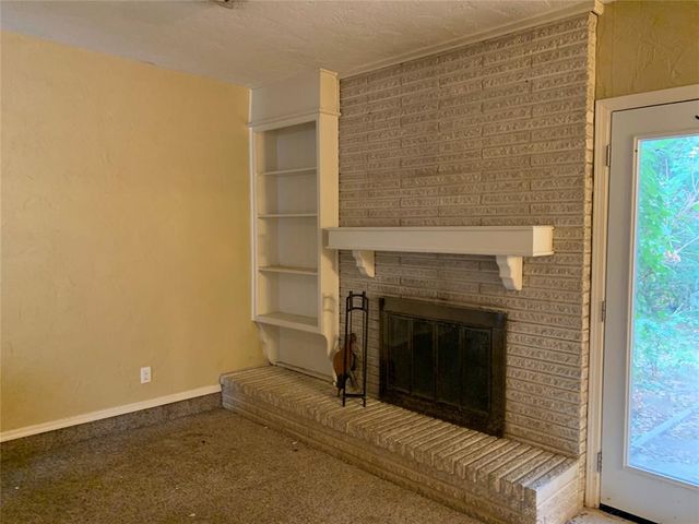 320 S Ranchwood Manor Drive, Oklahoma City, OK 73139