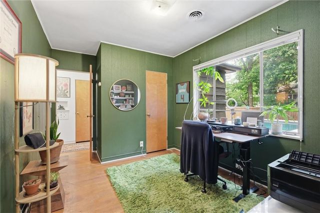 1506 University Drive, Lawrence, KS 66044