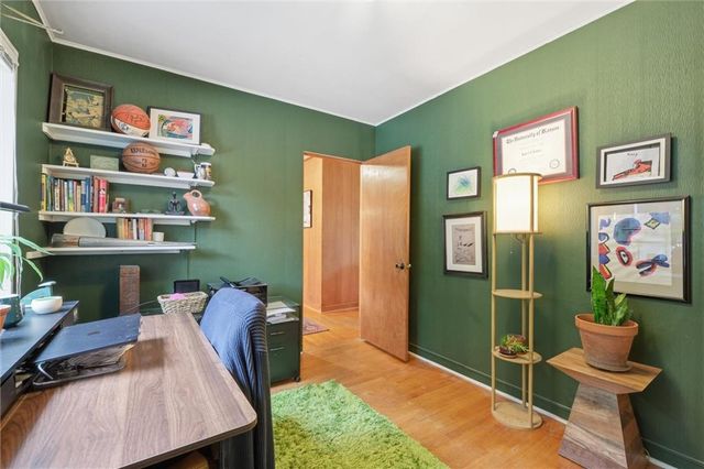 1506 University Drive, Lawrence, KS 66044