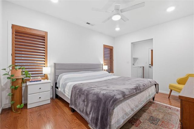 1506 University Drive, Lawrence, KS 66044