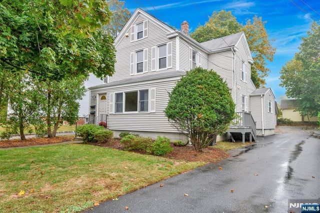 32 Washburn Place 1, Caldwell, NJ 07006