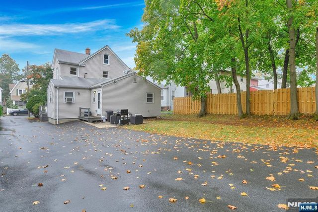 32 Washburn Place 1, Caldwell, NJ 07006