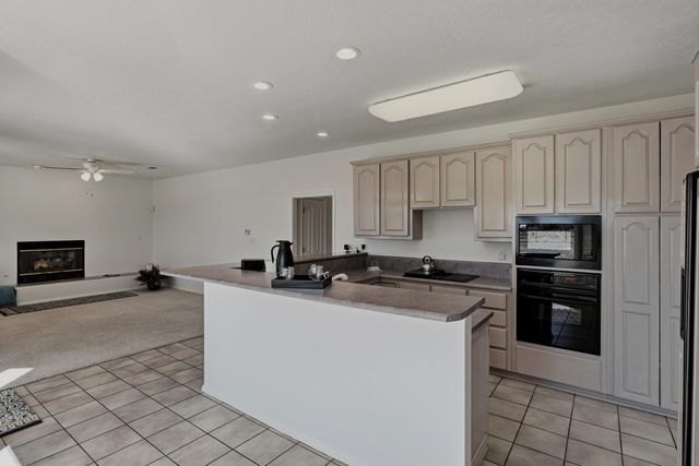 10250 Modesto Avenue NE, Albuquerque, NM 87122