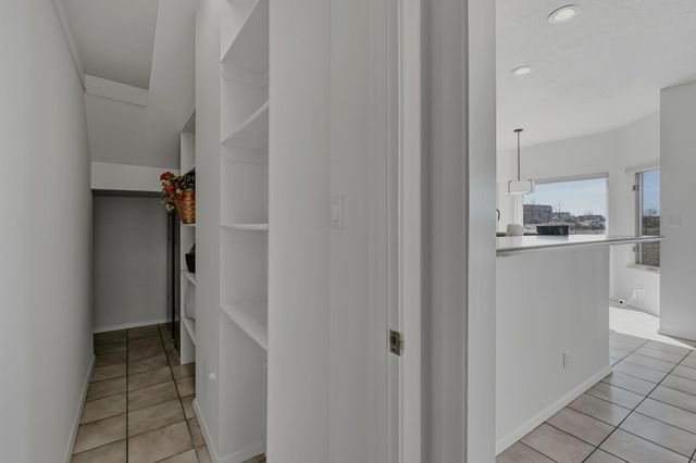 10250 Modesto Avenue NE, Albuquerque, NM 87122