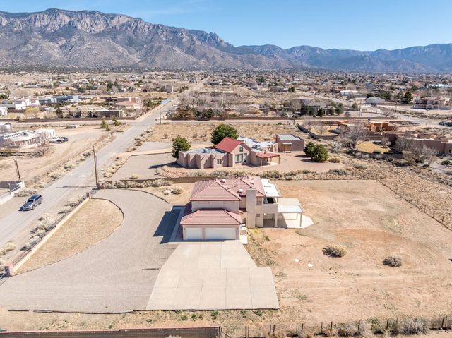 10250 Modesto Avenue NE, Albuquerque, NM 87122