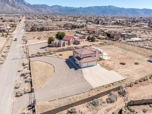 10250 Modesto Avenue NE, Albuquerque, NM 87122