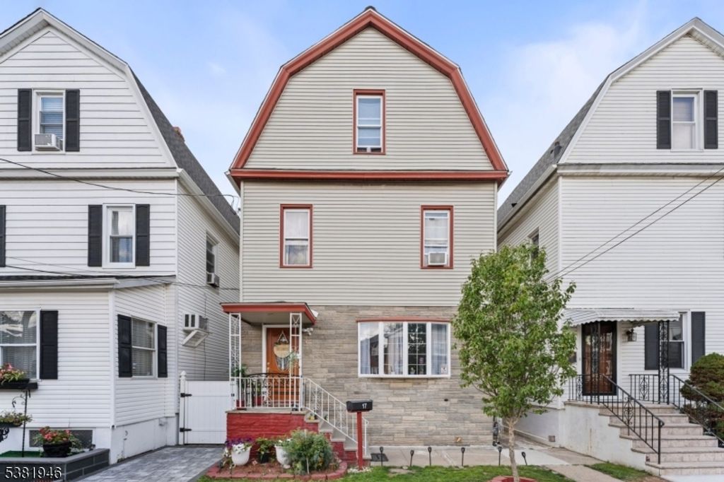 17 Boyle Pl, Elizabeth City, NJ 07202