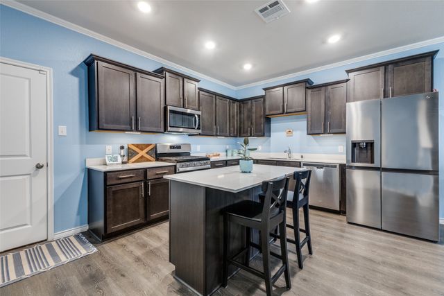 2124 Steer Creek Place, Mesquite, TX 75149