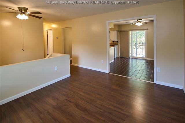 5294A Questa Drive, Cross Lanes, WV 25313