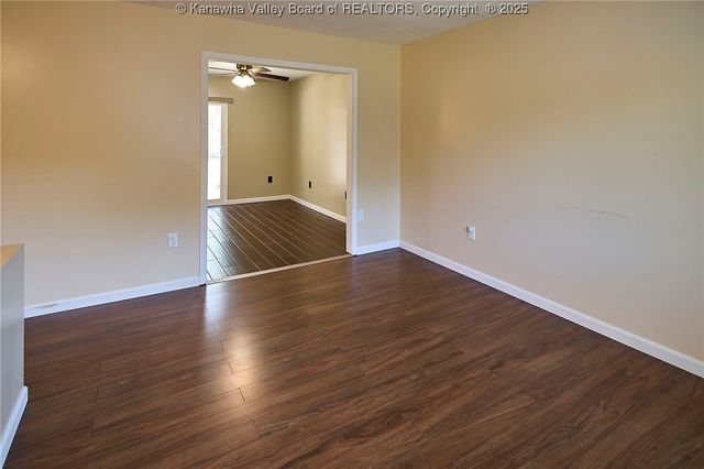 5294A Questa Drive, Cross Lanes, WV 25313