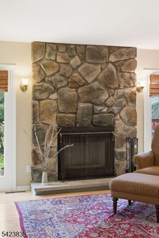 3 Brown Ct, Clinton Twp., NJ 08801