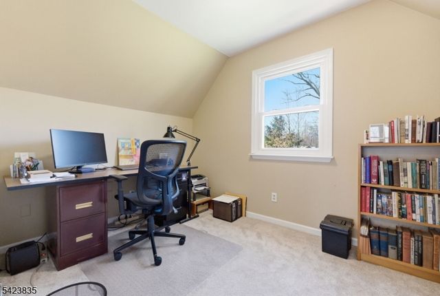 3 Brown Ct, Clinton Twp., NJ 08801