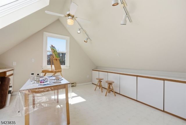 3 Brown Ct, Clinton Twp., NJ 08801