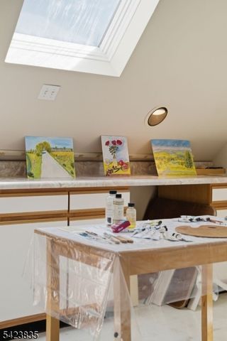 3 Brown Ct, Clinton Twp., NJ 08801