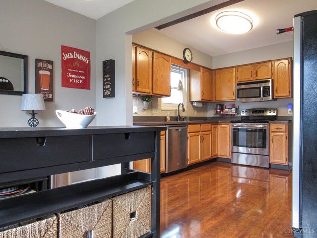 932 Tarragon Lane, Miami Twp, OH 45150