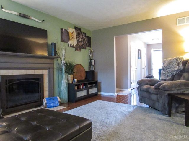 932 Tarragon Lane, Miami Twp, OH 45150