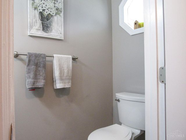 932 Tarragon Lane, Miami Twp, OH 45150