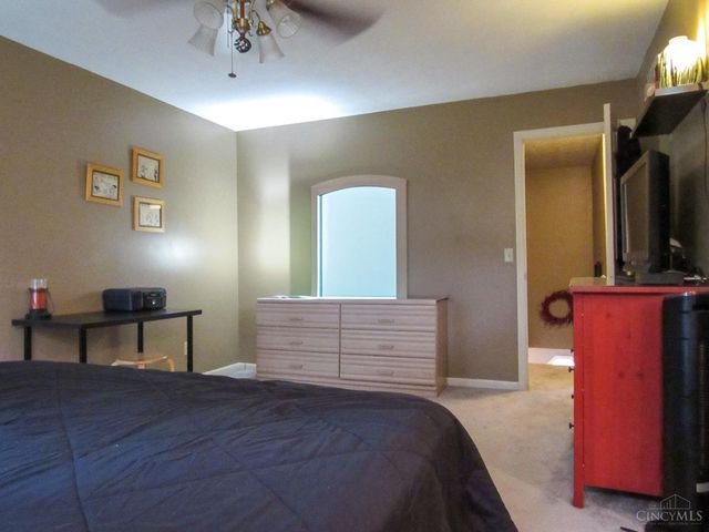 932 Tarragon Lane, Miami Twp, OH 45150