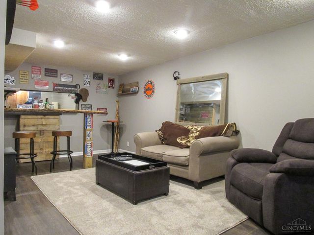 932 Tarragon Lane, Miami Twp, OH 45150