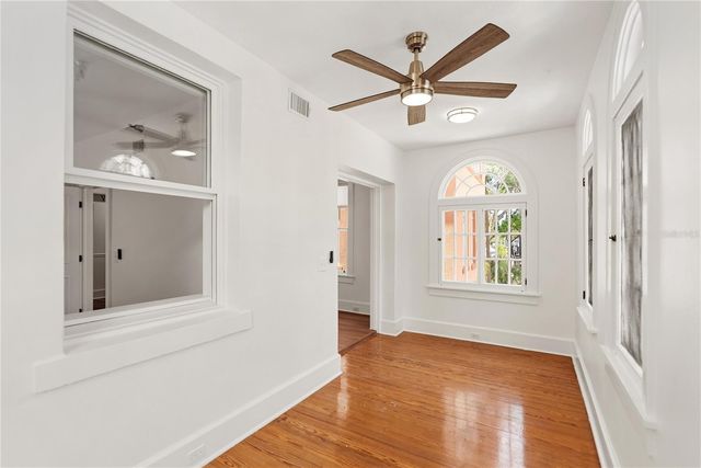 1221 N PALM AVENUE 202, Sarasota, FL 34236