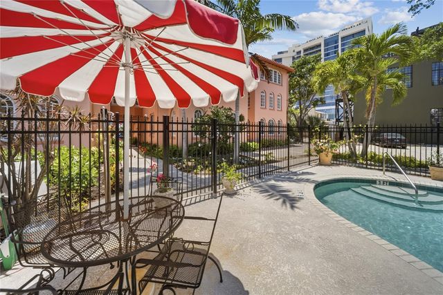 1221 N PALM AVENUE 202, Sarasota, FL 34236