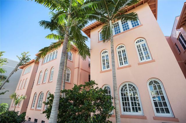 1221 N PALM AVENUE 202, Sarasota, FL 34236