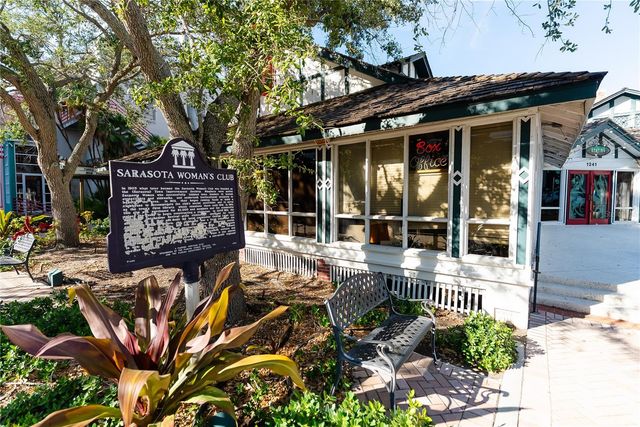 1221 N PALM AVENUE 202, Sarasota, FL 34236
