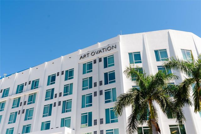 1221 N PALM AVENUE 202, Sarasota, FL 34236
