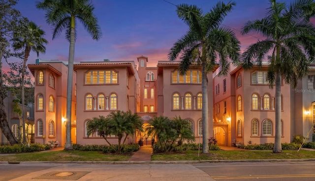 1221 N PALM AVENUE 202, Sarasota, FL 34236