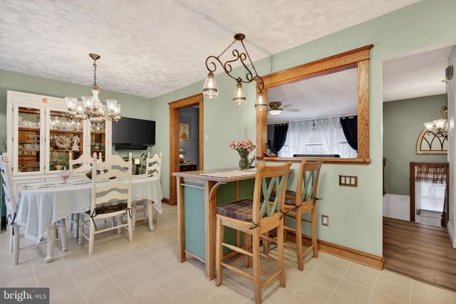 41 RADNOR BLVD, Marlton, NJ 08053