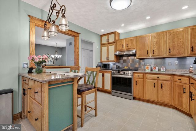 41 RADNOR BLVD, Marlton, NJ 08053