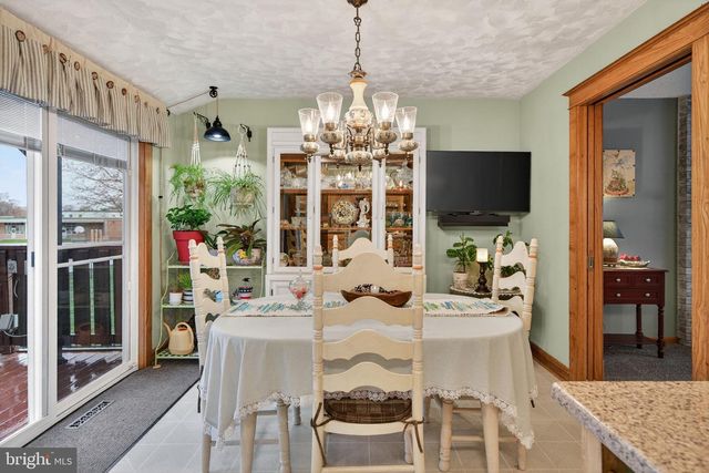 41 RADNOR BLVD, Marlton, NJ 08053