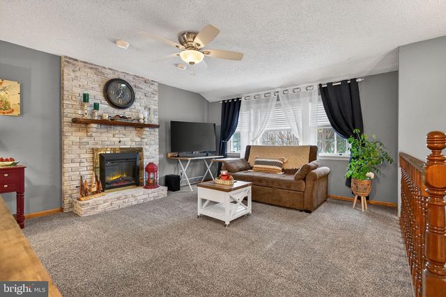 41 RADNOR BLVD, Marlton, NJ 08053