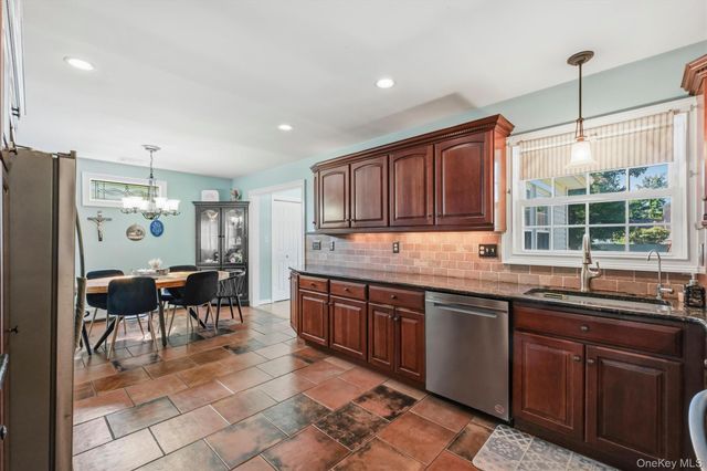 121 Village Common, Fishkill, NY 12524