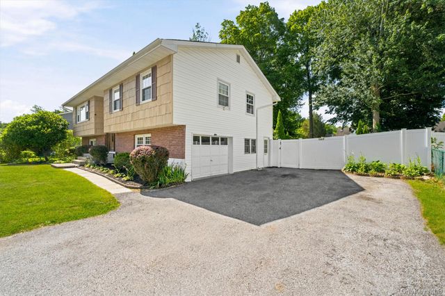121 Village Common, Fishkill, NY 12524