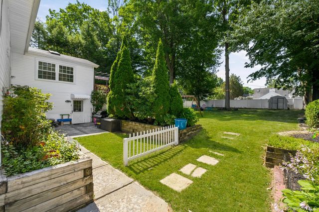 121 Village Common, Fishkill, NY 12524