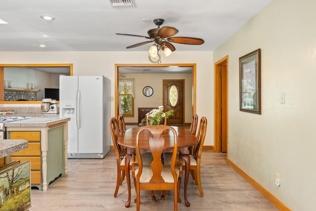 4235 Pleasant Creek Road, Rogue River, OR 97537