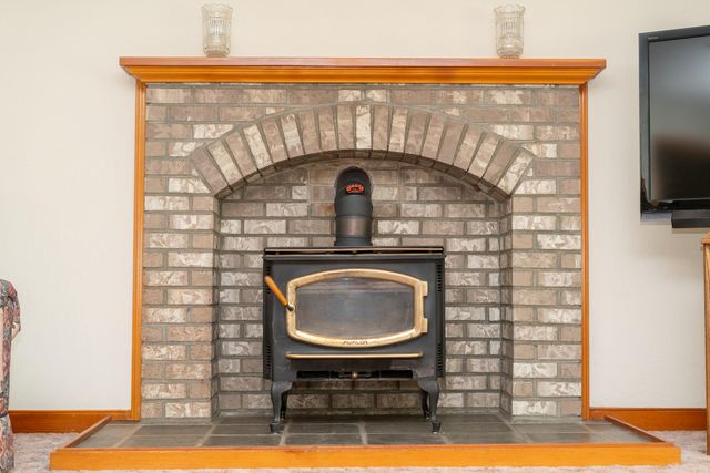 4235 Pleasant Creek Road, Rogue River, OR 97537