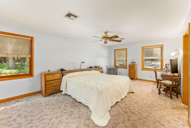 4235 Pleasant Creek Road, Rogue River, OR 97537