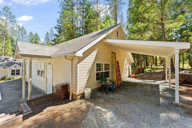 4235 Pleasant Creek Road, Rogue River, OR 97537