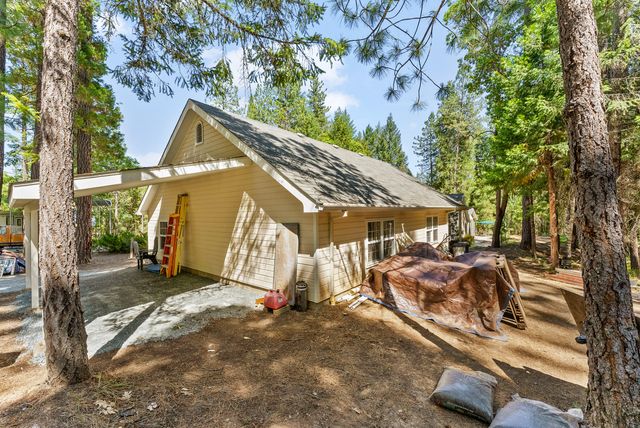 4235 Pleasant Creek Road, Rogue River, OR 97537