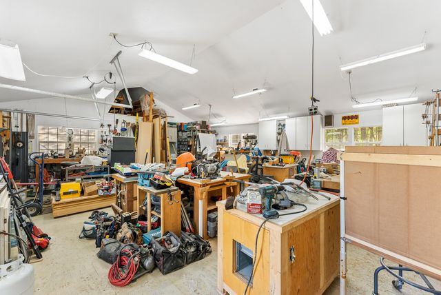 4235 Pleasant Creek Road, Rogue River, OR 97537