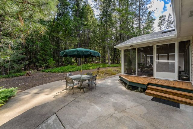 4235 Pleasant Creek Road, Rogue River, OR 97537