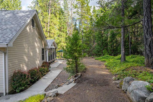 4235 Pleasant Creek Road, Rogue River, OR 97537