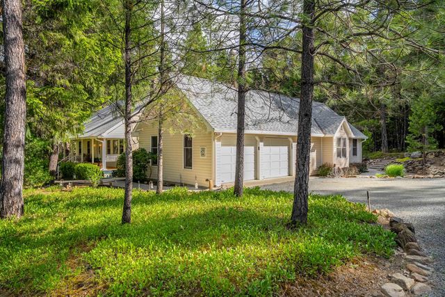 4235 Pleasant Creek Road, Rogue River, OR 97537