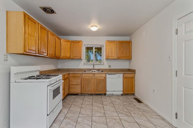 1313 Ronald Ave, Modesto, CA 95350